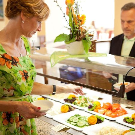 Ensana Vltava Hotel Mariánské Lázně Екстериор снимка