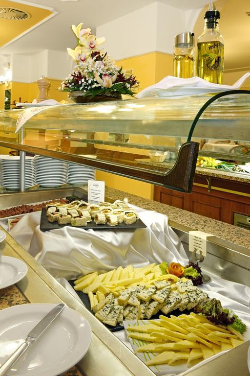 Ensana Vltava Hotel Mariánské Lázně Екстериор снимка