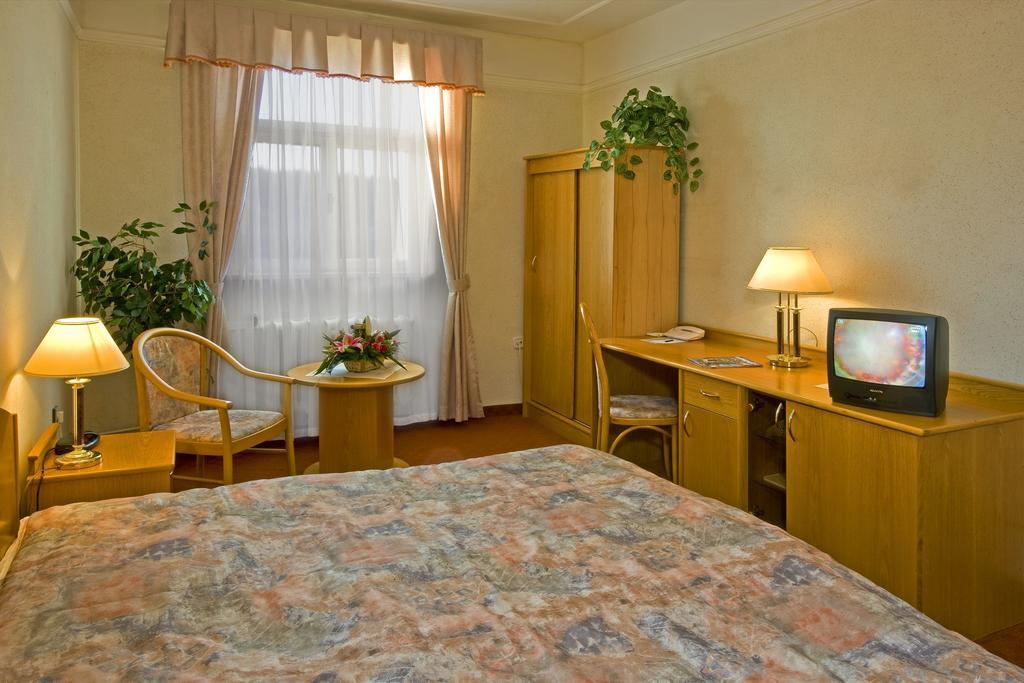 Ensana Vltava Hotel Mariánské Lázně Стая снимка