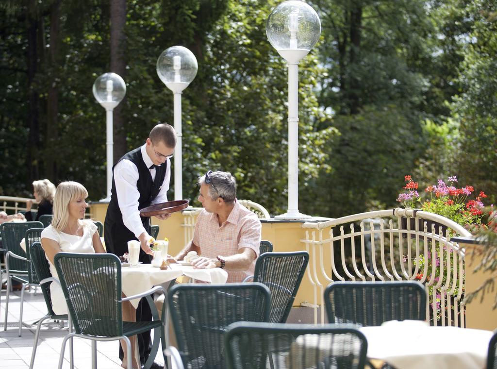 Ensana Vltava Hotel Mariánské Lázně Екстериор снимка