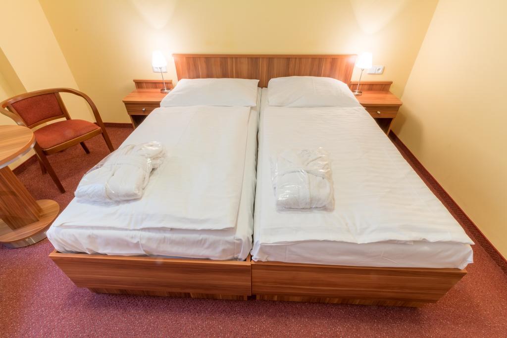 Ensana Vltava Hotel Mariánské Lázně Екстериор снимка