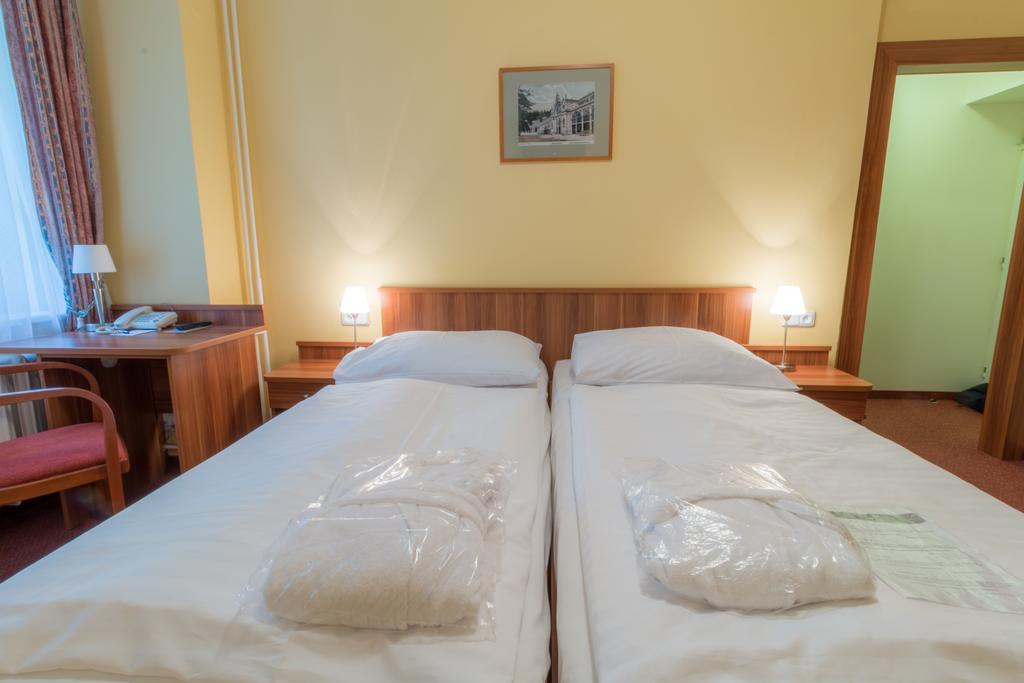 Ensana Vltava Hotel Mariánské Lázně Екстериор снимка